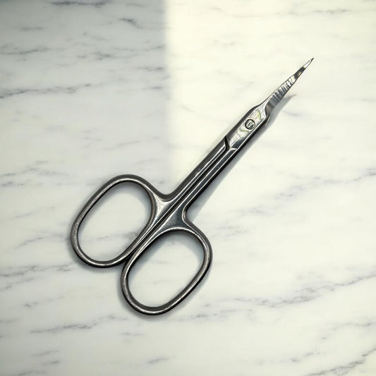 Forfe­cuță cuticule profesională